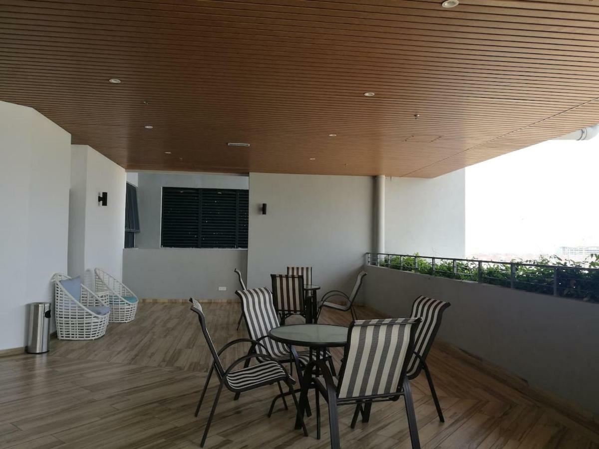 Atlantis Residence By Harmoni Harbour Malacca Exterior photo